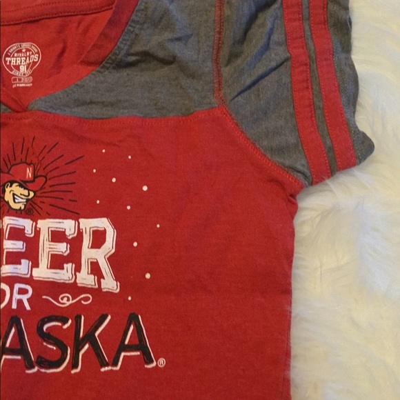 👶🏻 (bundle 3 kids items for $12) Cheers NE top - Picture 4 of 6